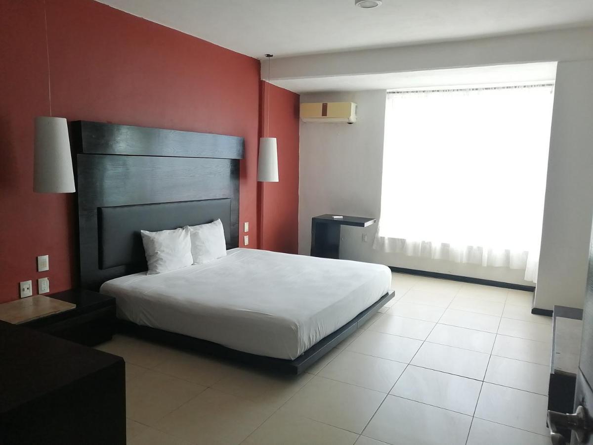 The Blvd Hotel - 5Th Ave بلايا ديل كارمن المظهر الخارجي الصورة