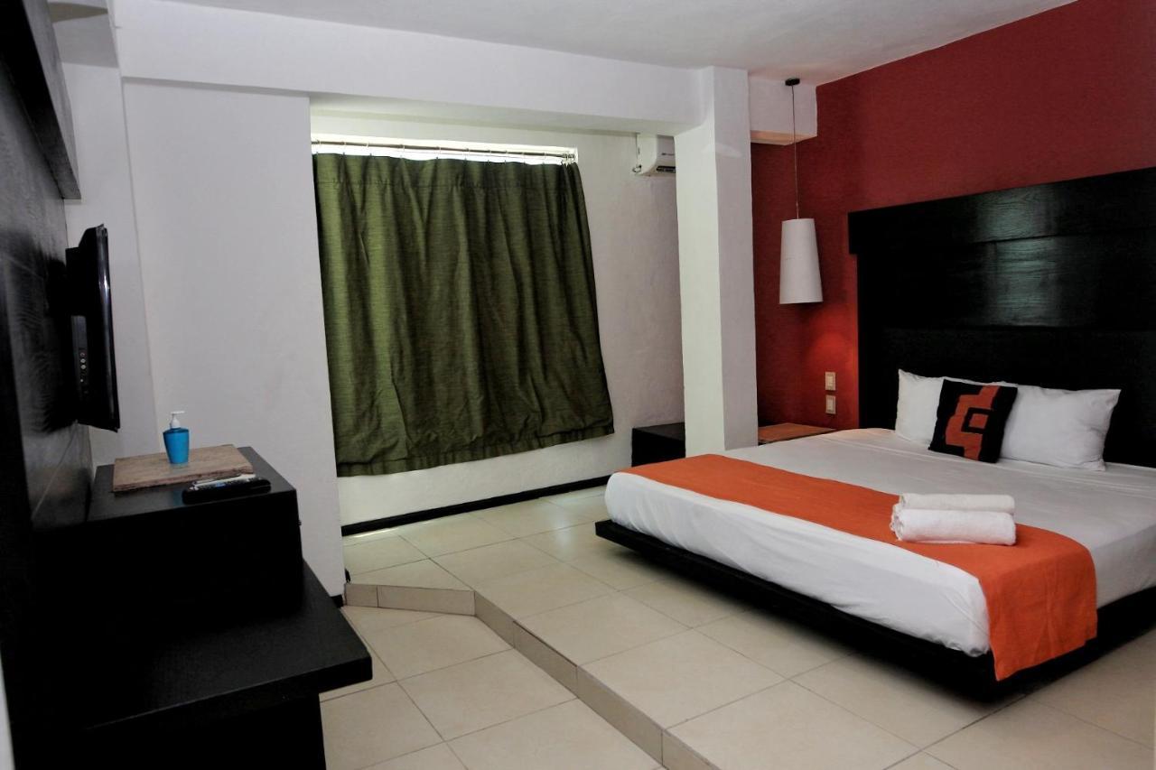 The Blvd Hotel - 5Th Ave بلايا ديل كارمن المظهر الخارجي الصورة