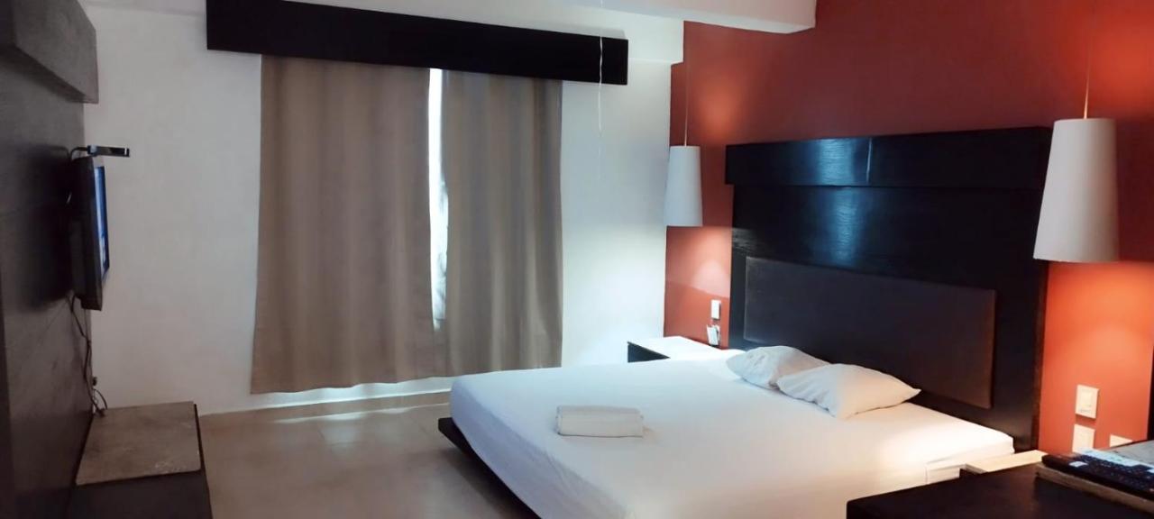 The Blvd Hotel - 5Th Ave بلايا ديل كارمن المظهر الخارجي الصورة